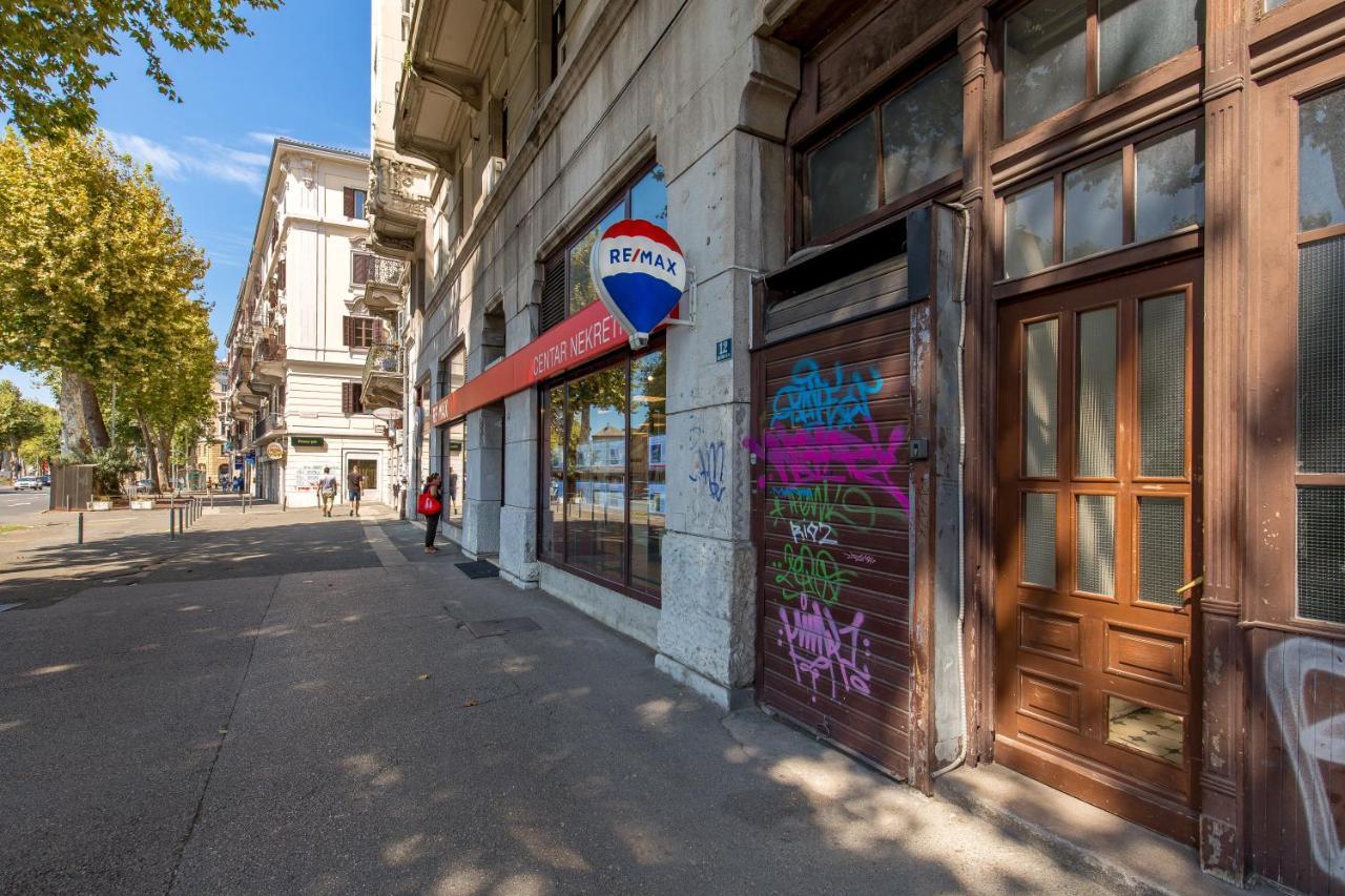Apartments Bristol 2 Rijeka Exterior photo
